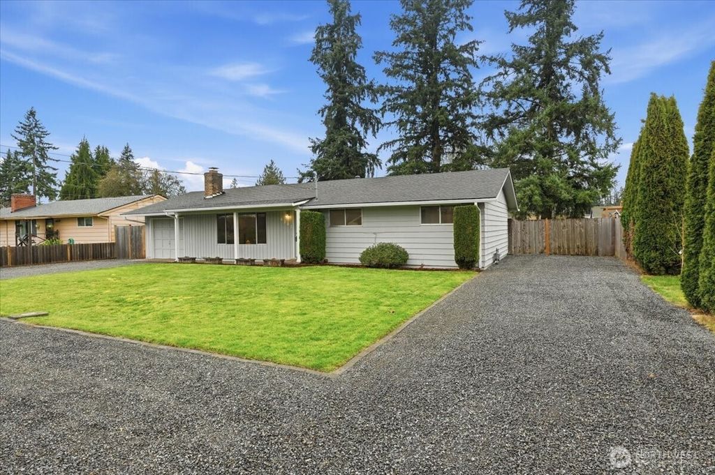 Photo of 4707 86th Place NE, Marysville, WA 98270 (MLS # 2495358)
