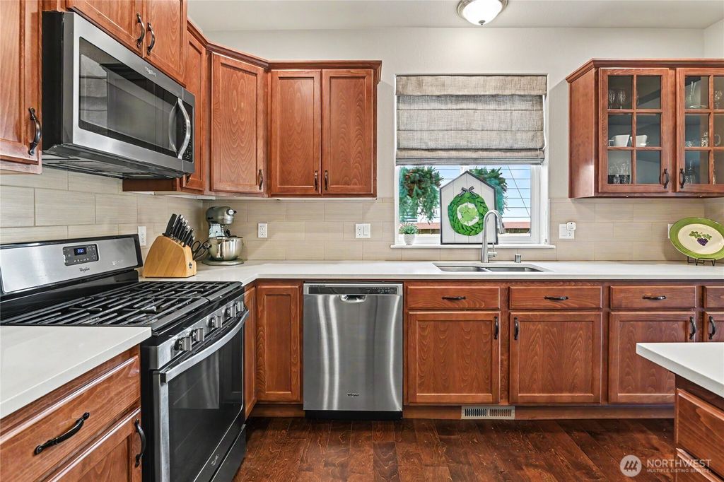 Photo of 6832 Bellamae Court SW, Tumwater, WA 98512 (MLS # 2514864)
