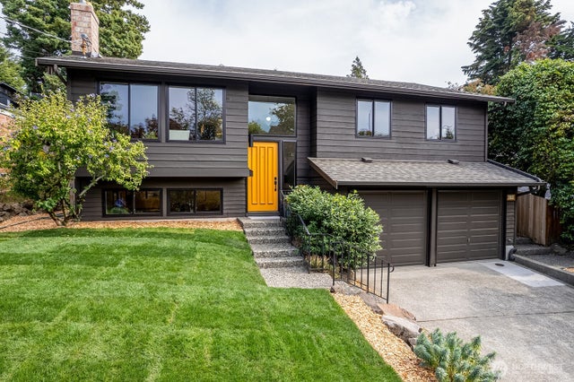 6048 28th Avenue NE, Seattle