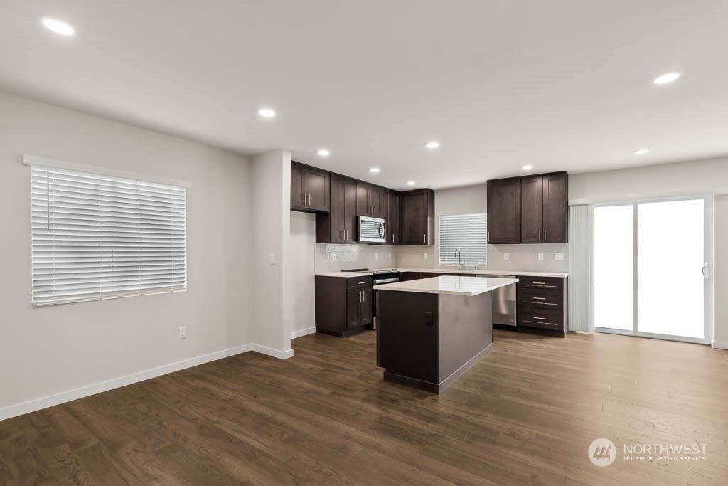 Photo of 3830 133rd Street SW, Lynnwood, WA 98087 (MLS # 2254906)