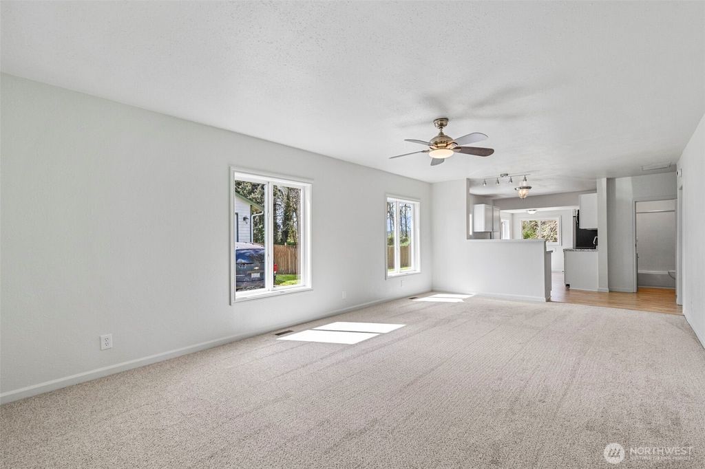 Photo of 623 Jefferson Street, Centralia, WA 98531 (MLS # 2509502)