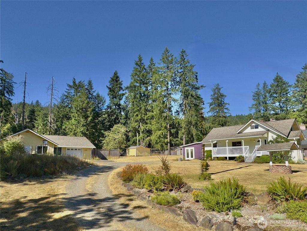 Photo of 21614 SE May Valley Rd Rd, Issaquah, WA 98027 (MLS # 2442978)