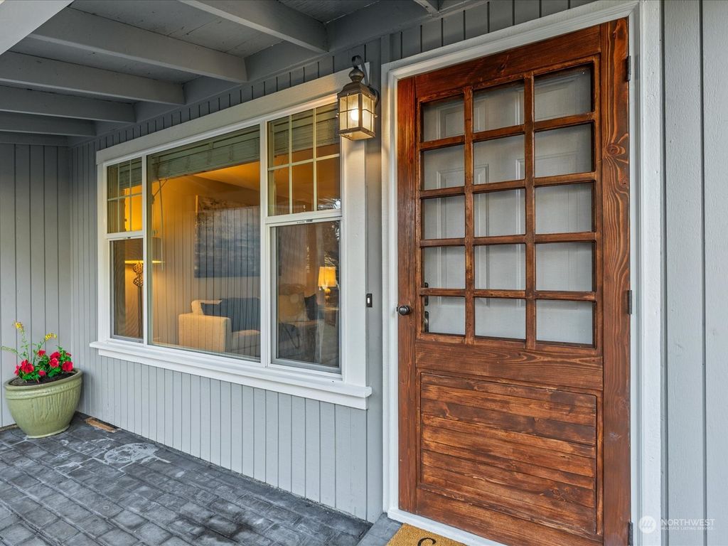 listing image 9368920156758027340