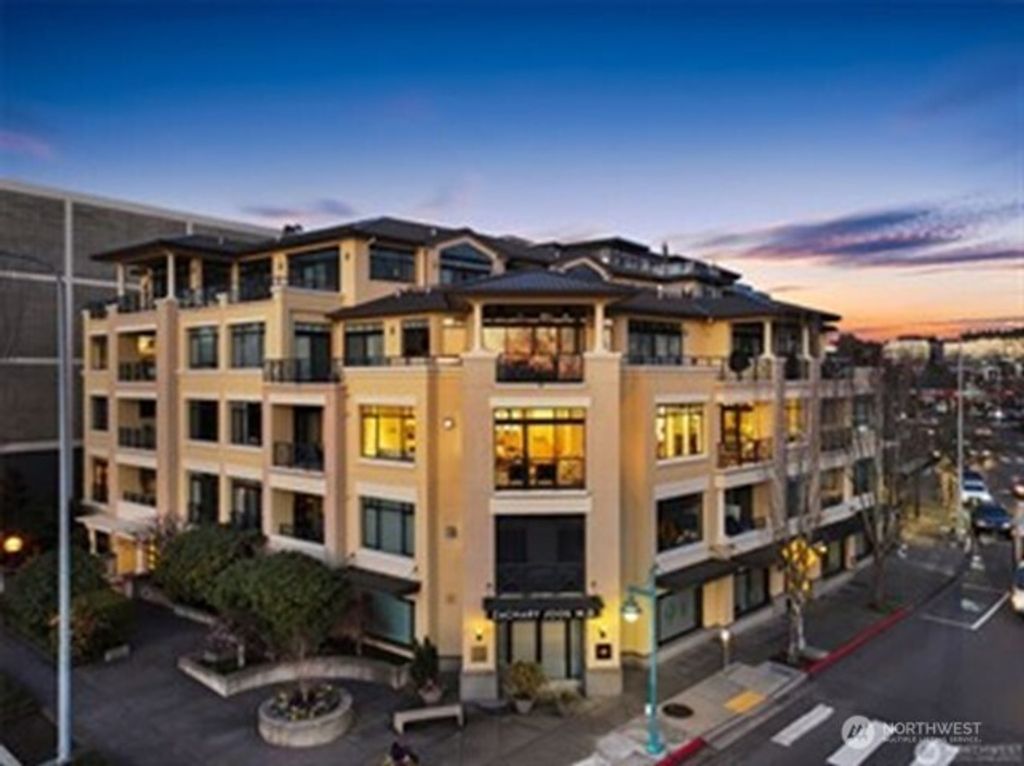 Photo of 210 Market Street #402, Kirkland, WA 98033 (MLS # 2441000)