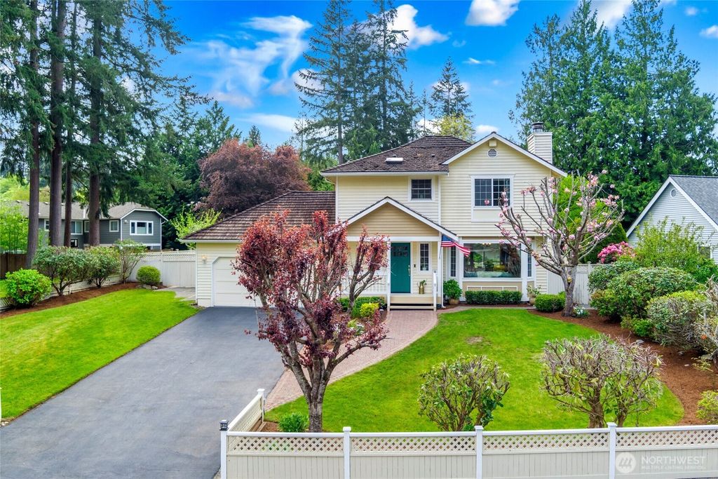 Photo of 21680 20th Place W, Brier, WA 98036 (MLS # 2367836)