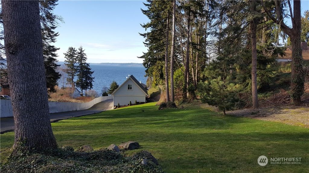 Photo of 27 XXX 10th Avenue S, Des Moines, WA 98198 (MLS # 2150522)