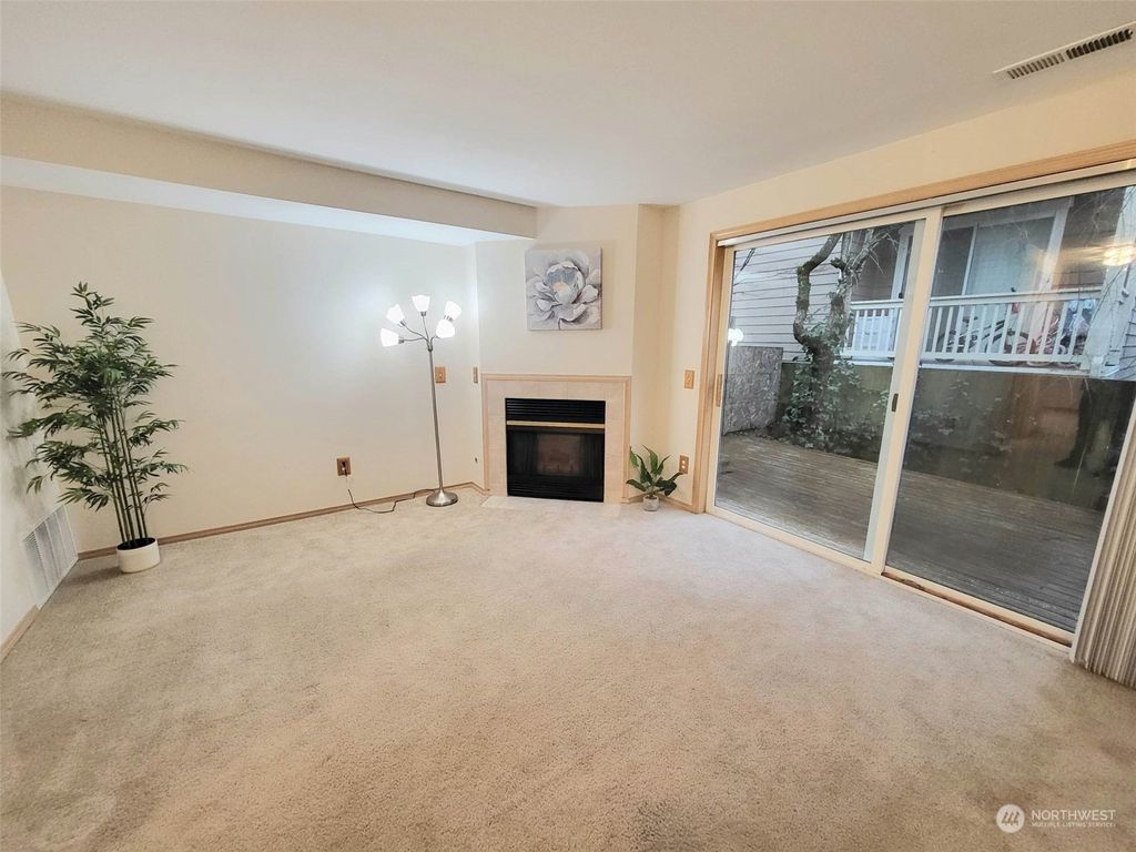 Photo of 3315 133rd Street SW #103, Lynnwood, WA 98087 (MLS # 2037586)