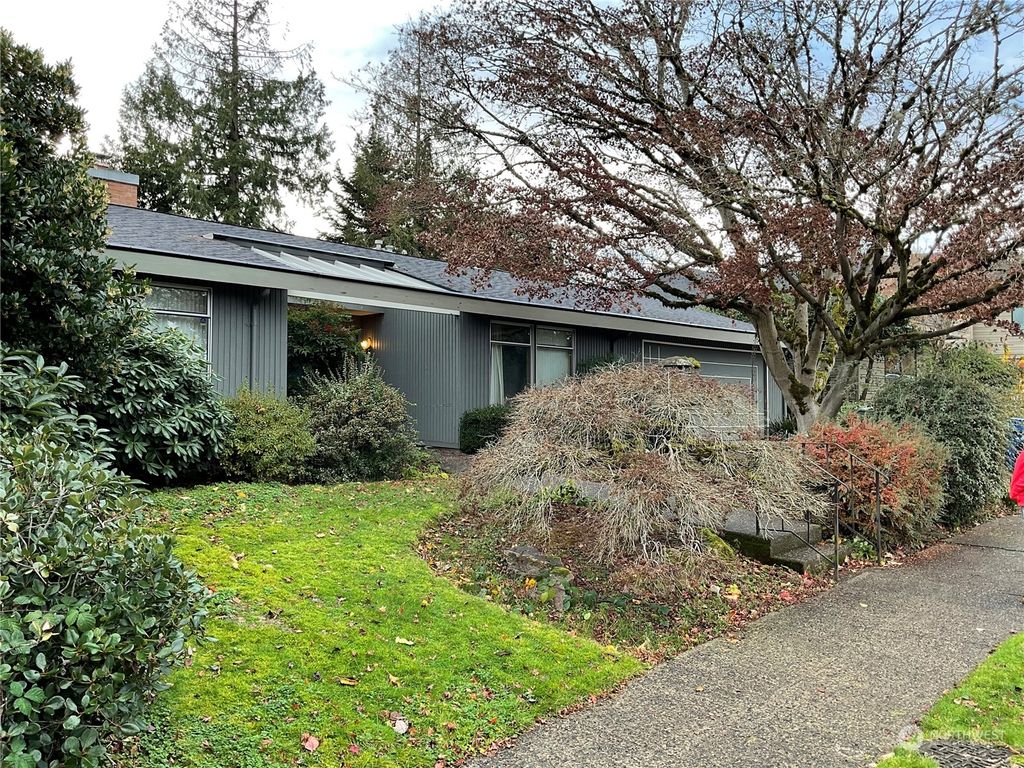 Photo of 3825 E McGraw Street, Seattle, WA 98112 (MLS # 2314191)