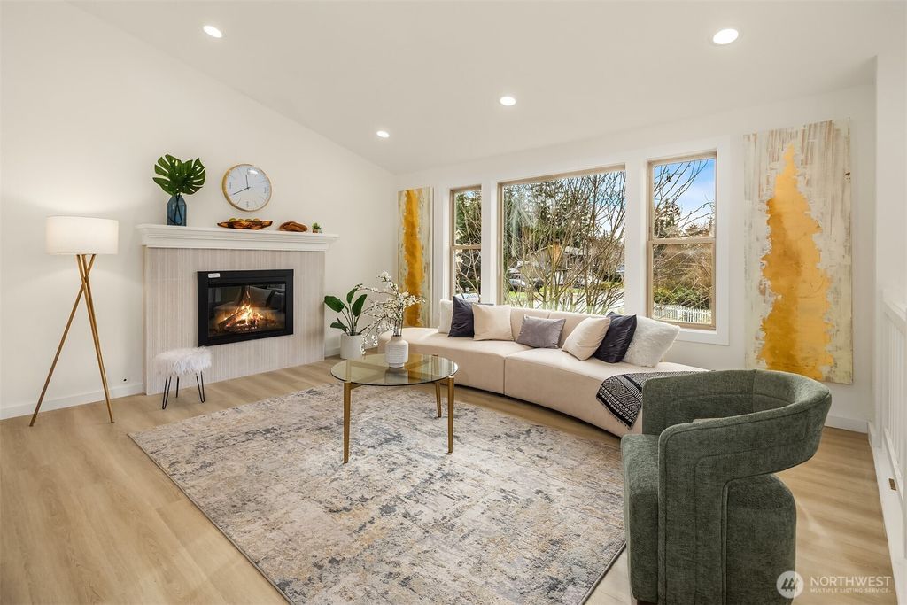 Photo of 727 198th Place SE, Bothell, WA 98012 (MLS # 2479630)