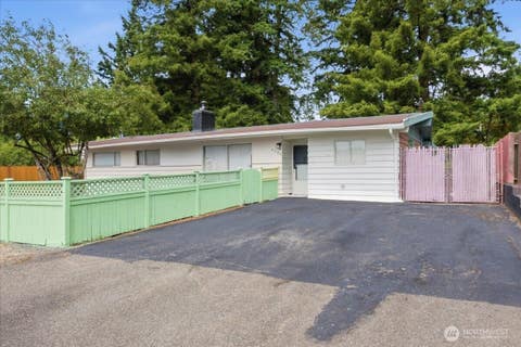 Photo of 6309 193rd Street SW, Lynnwood, WA 98036 (MLS # 2547654)