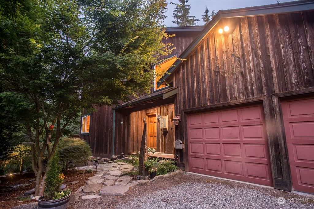 Photo of 15618 344th Avenue NE, Duvall, WA 98019 (MLS # 2151445)