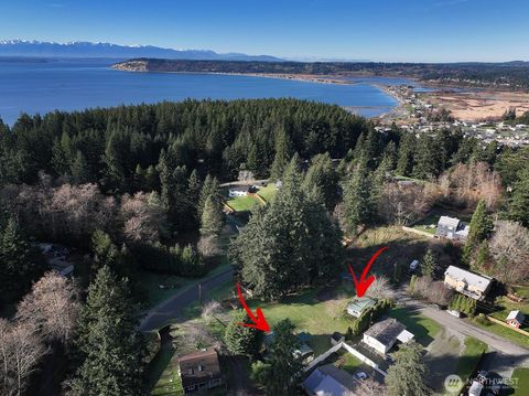 Photo of 2857 Longhouse Lane, Clinton, WA 98236 (MLS # 2470957)