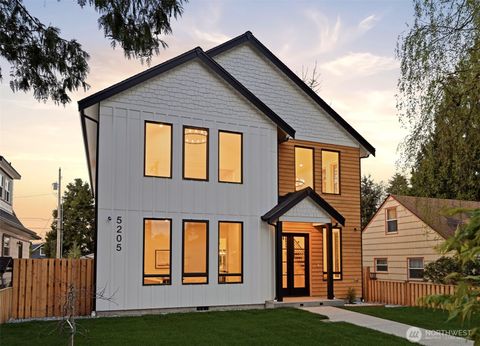 Photo of 5205 N 42nd Street, Tacoma, WA 98407 (MLS # 2512986)