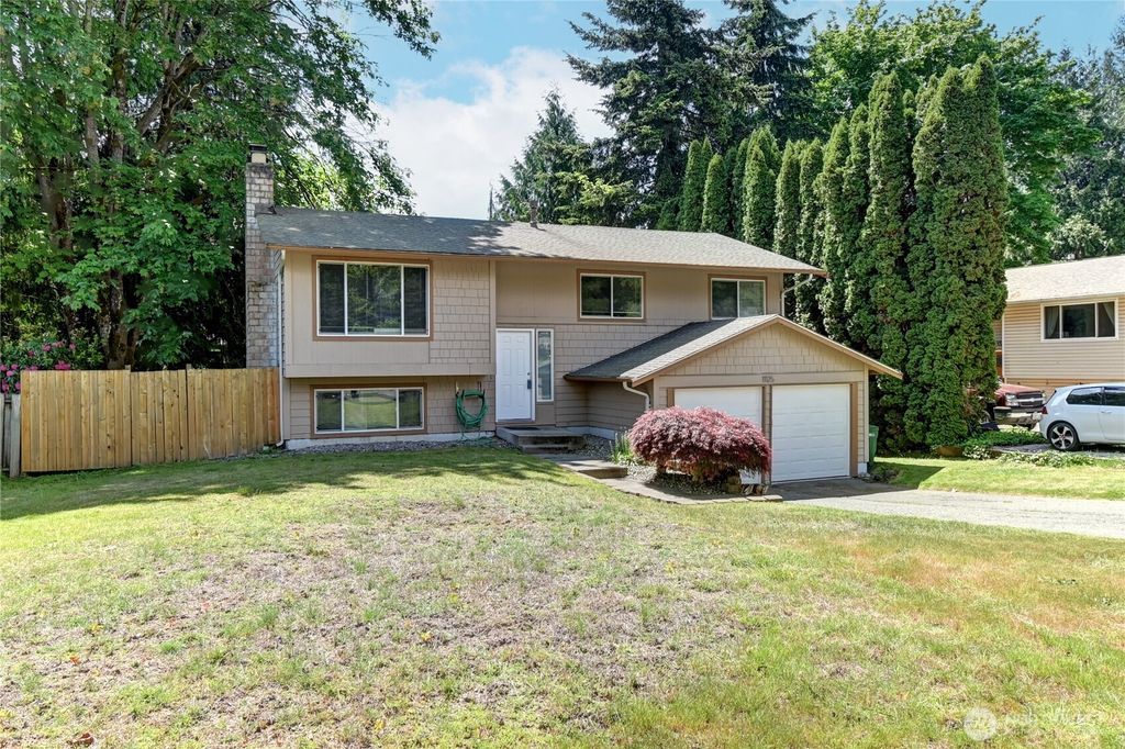 Photo of 11125 NE 129th Street, Kirkland, WA 98034 (MLS # 2512971)