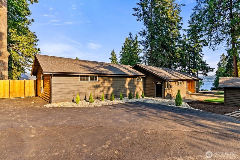 13420 Goldman D Drive NW