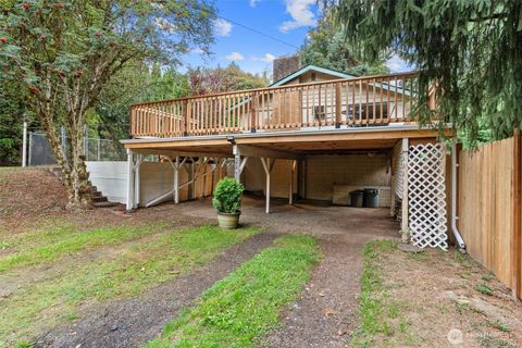Photo of 11453 163rd Avenue SE, Renton, WA 98059 (MLS # 2442609)
