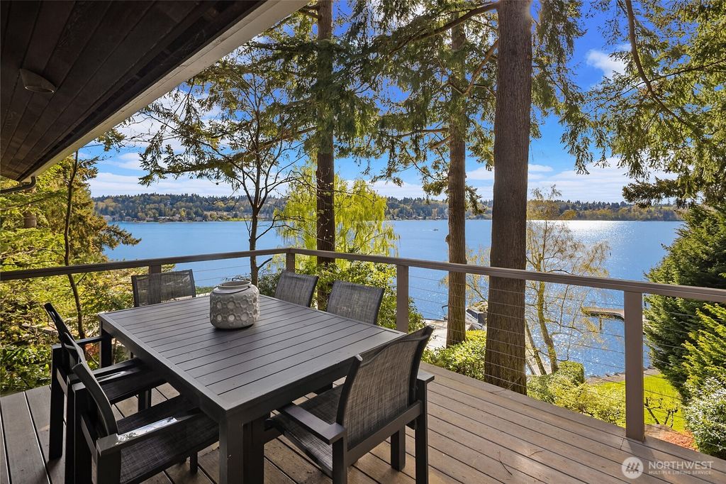 Photo of 2047 Killarney Way, Bellevue, WA 98004 (MLS # 2505945)