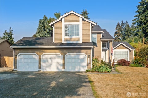 Photo of 8610 63rd Avenue E, Puyallup, WA 98371 (MLS # 2560741)