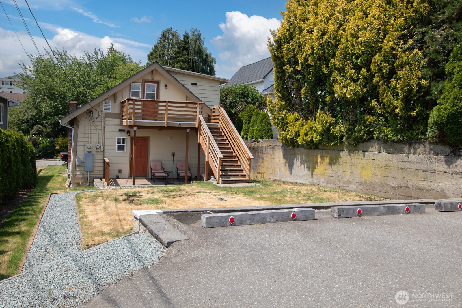 3827 Wetmore Avenue