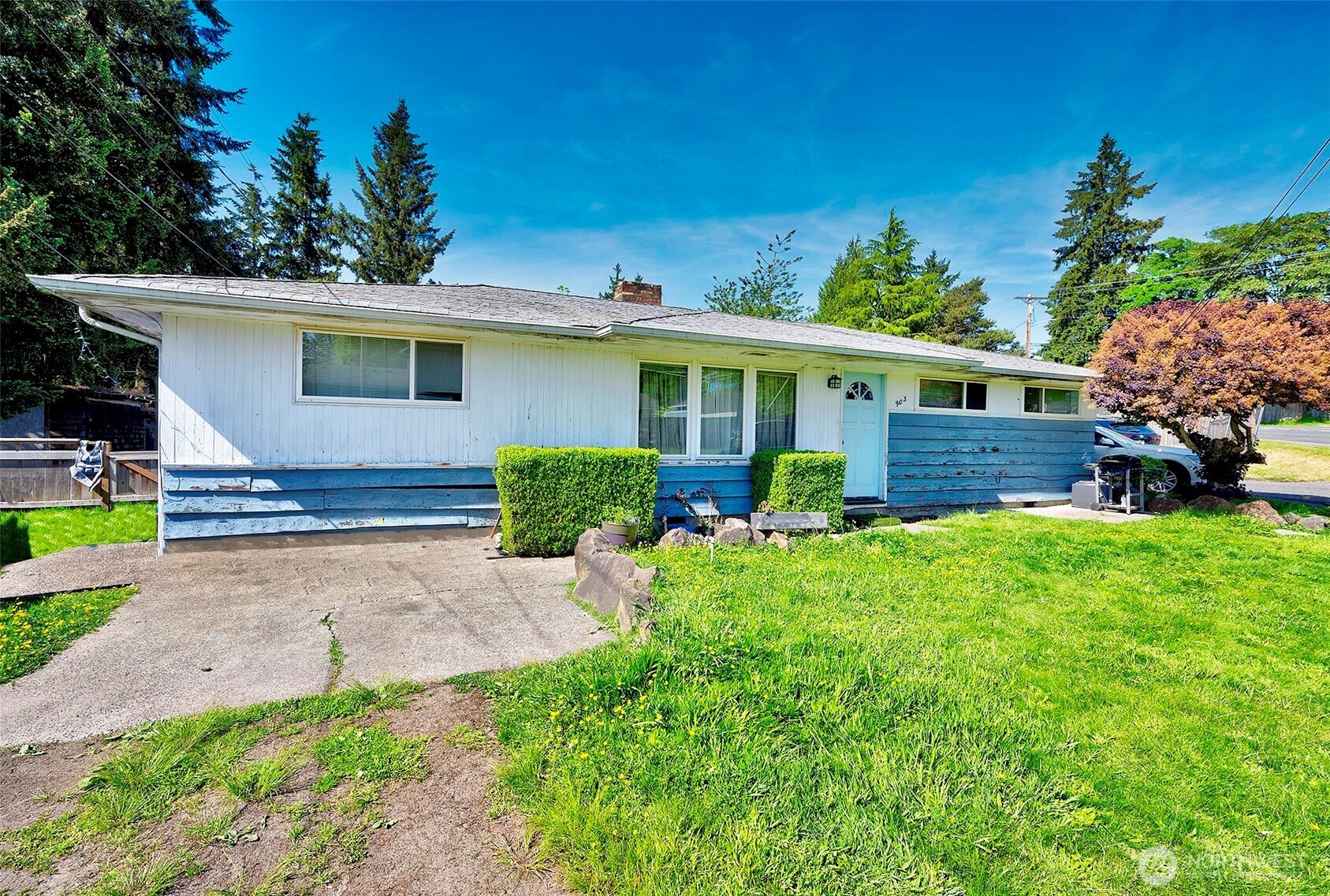 903 LOGAN RD