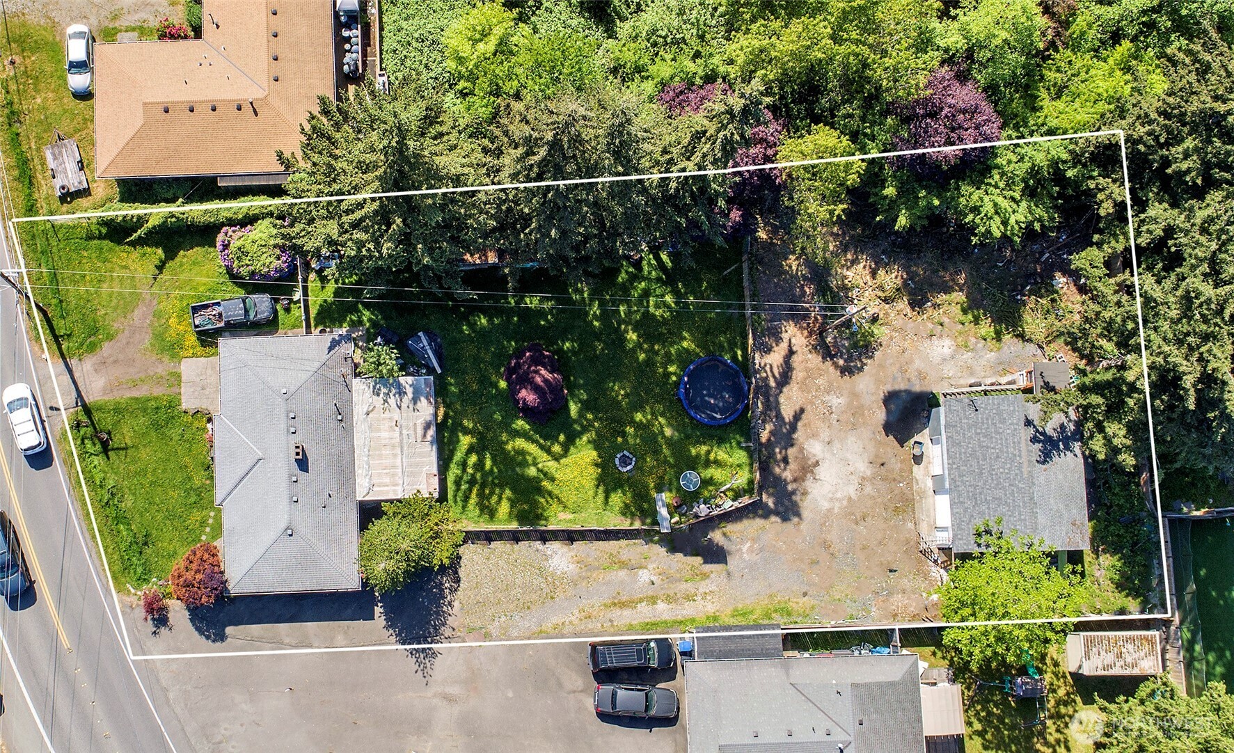 903 LOGAN RD