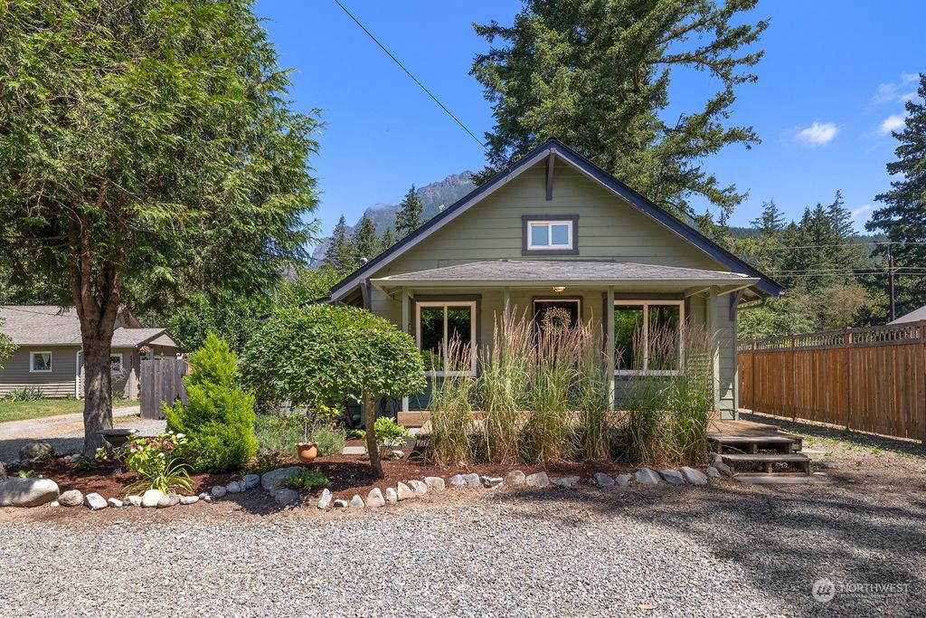 Photo of 43326 SE 128th Place, North Bend, WA 98045 (MLS # 2264930)