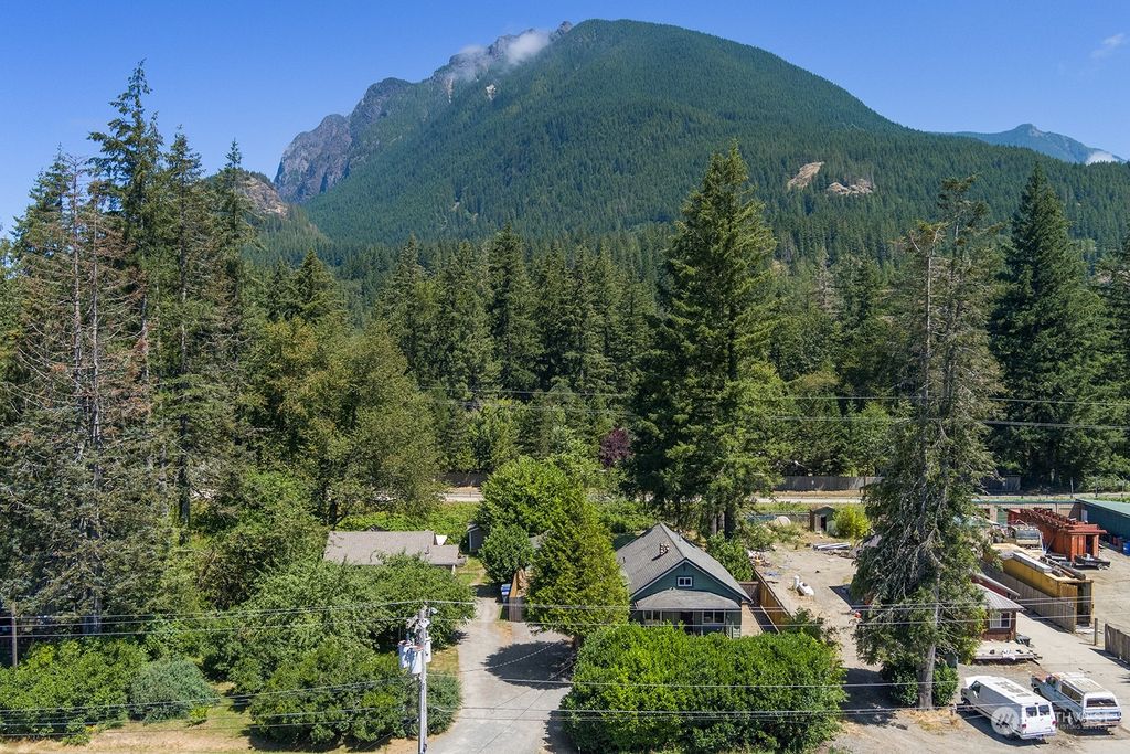 Photo of 43326 SE 128th Place, North Bend, WA 98045 (MLS # 2264930)