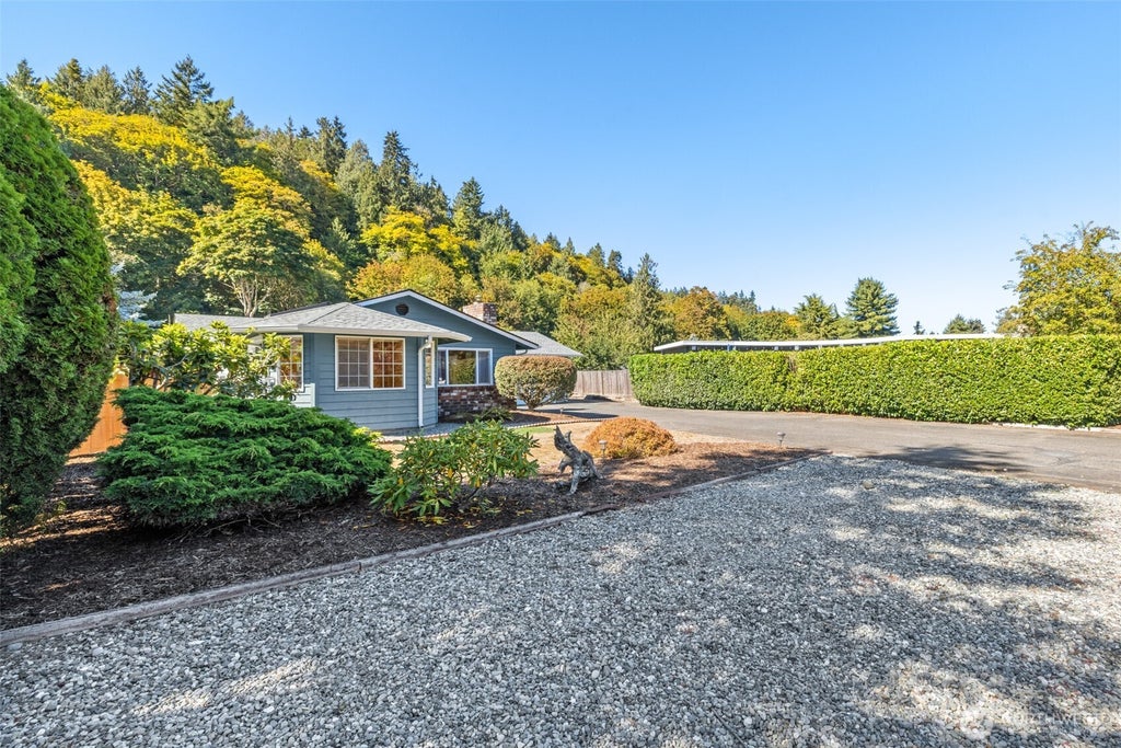 Photo of 30 S Ridge View Drive, Port Angeles, WA 98362 (MLS # 2584179)