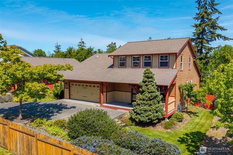Photo of 2851 SW Berwick Drive, Oak Harbor, WA 98277 (MLS # 2526570)