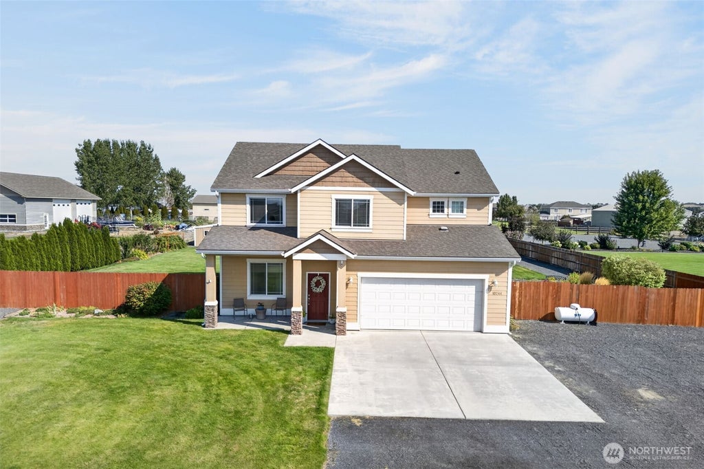Photo of 10244 Road 5.8 NE, Moses Lake, WA 98837 (MLS # 2578807)