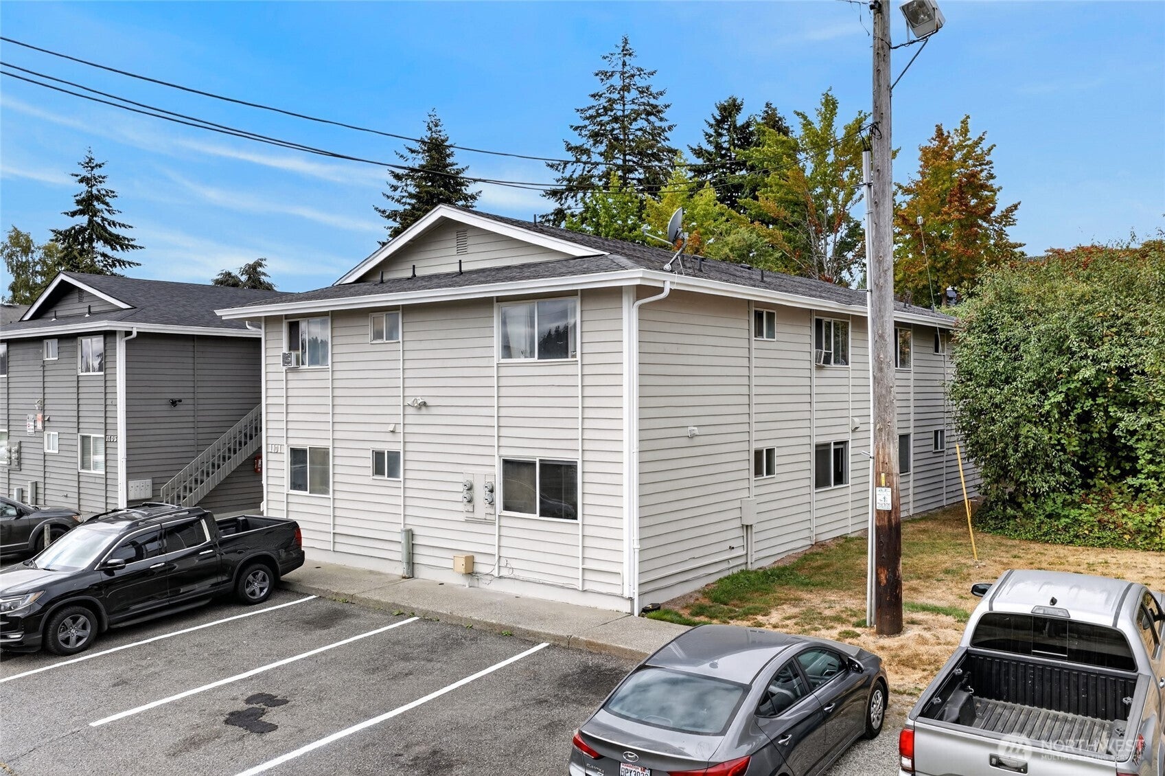 1101 S Woodlawn Street 1-4