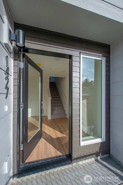 Photo of 1427 SW 111th Lane, Seattle, WA 98146 (MLS # 2523235)