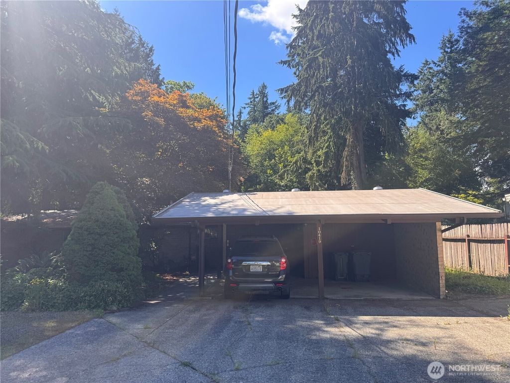 Photo of 10419 Brook Lane SW, Lakewood, WA 98499 (MLS # 2541534)