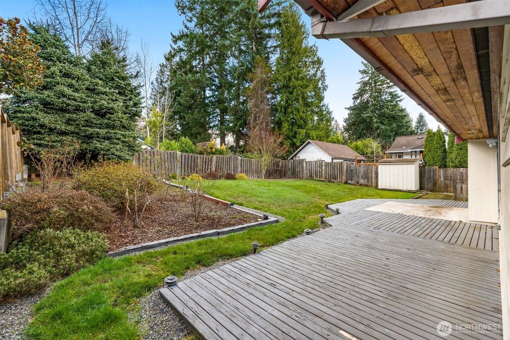 Photo of 11516 Bartlett Ave Ave NE, Seattle, WA 98125 (MLS # 2504249)