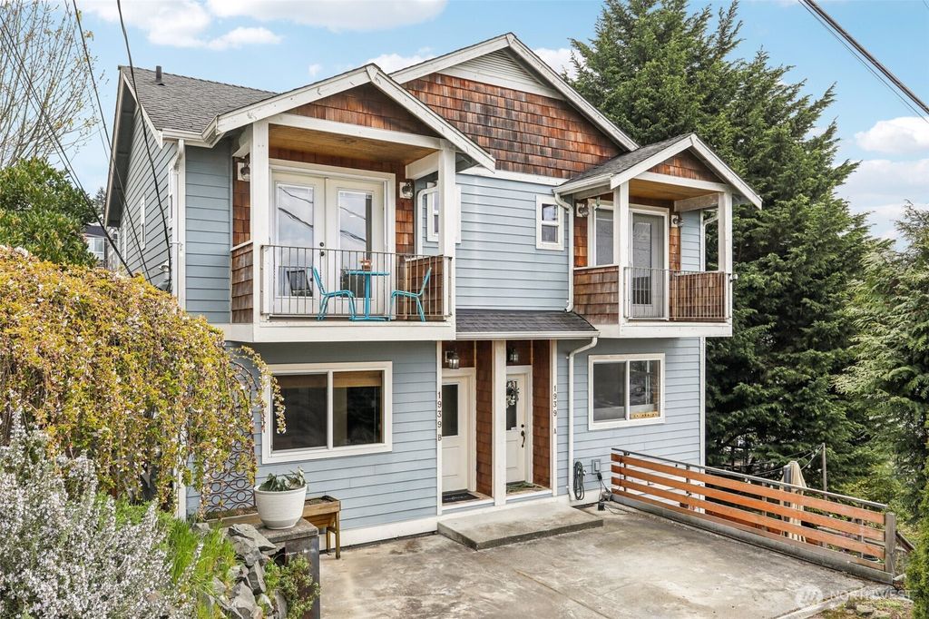 Photo of 1939 10th Avenue W #B, Seattle, WA 98119 (MLS # 2495659)