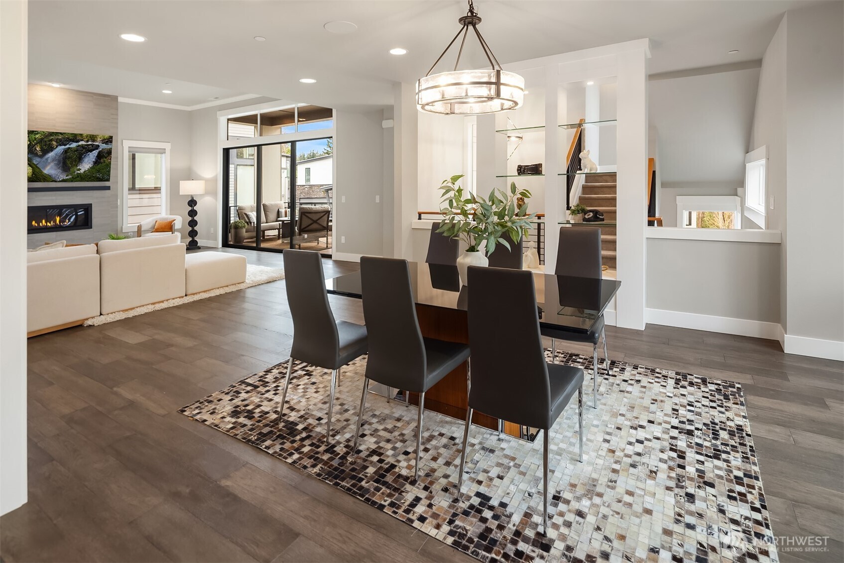 Bellevue, Washington, 98008, United States, 4 Bedrooms Bedrooms, ,4 BathroomsBathrooms,Residential,Active,2023415