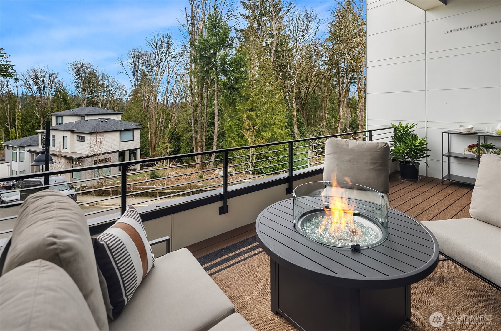 Bellevue, Washington, 98008, United States, 4 Bedrooms Bedrooms, ,4 BathroomsBathrooms,Residential,Active,2023415