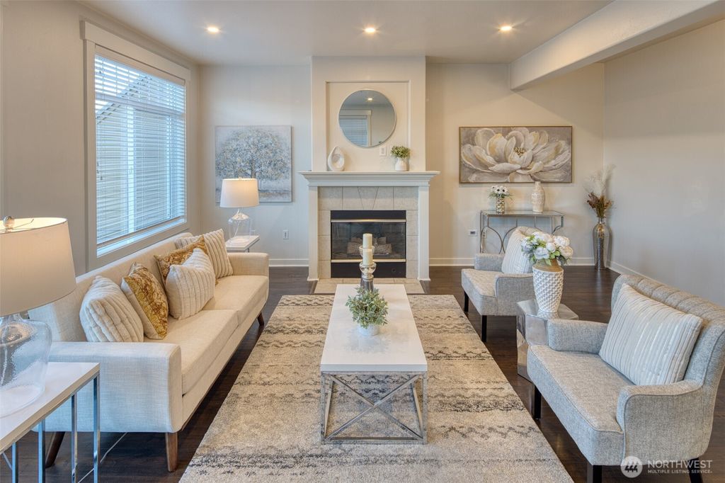 Photo of 23300 SE Black Nugget Road #F6, Issaquah, WA 98029 (MLS # 2490487)