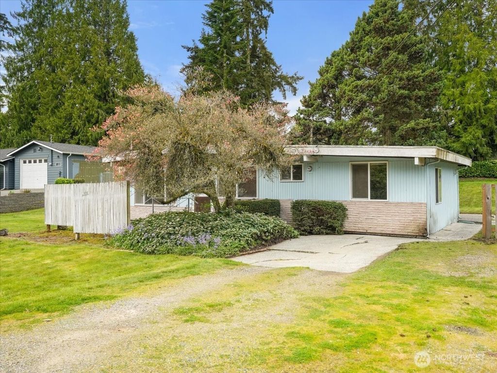 Photo of 23330 38th Place W, Brier, WA 98036 (MLS # 2511686)