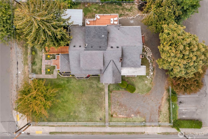7656 Pacific Avenue