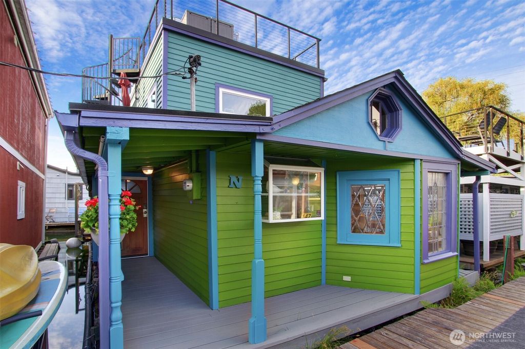 Photo of 2031 Fairview Avenue E #N, Seattle, WA 98102 (MLS # 2371089)