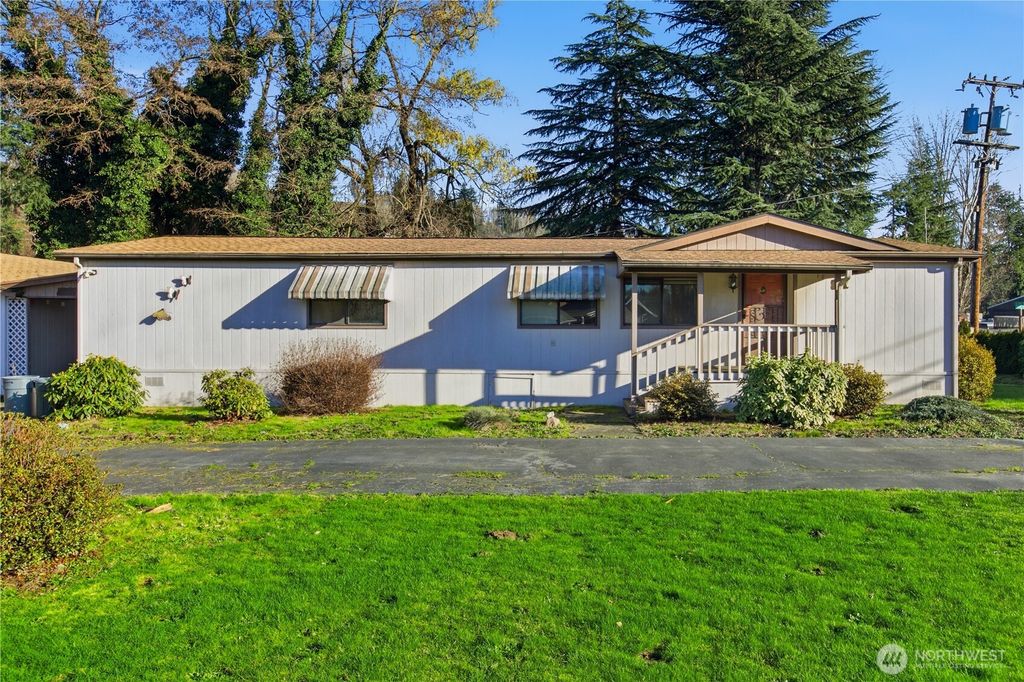 Photo of 4918 S 122nd Street, Tukwila, WA 98178 (MLS # 2469400)