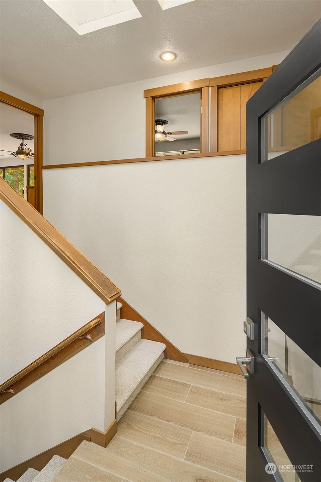 Photo of 3516 Sahalee Drive W, Sammamish, WA 98074 (MLS # 2009127)