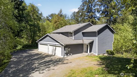 Photo of 12612 153rd Street E, Puyallup, WA 98374 (MLS # 2528148)