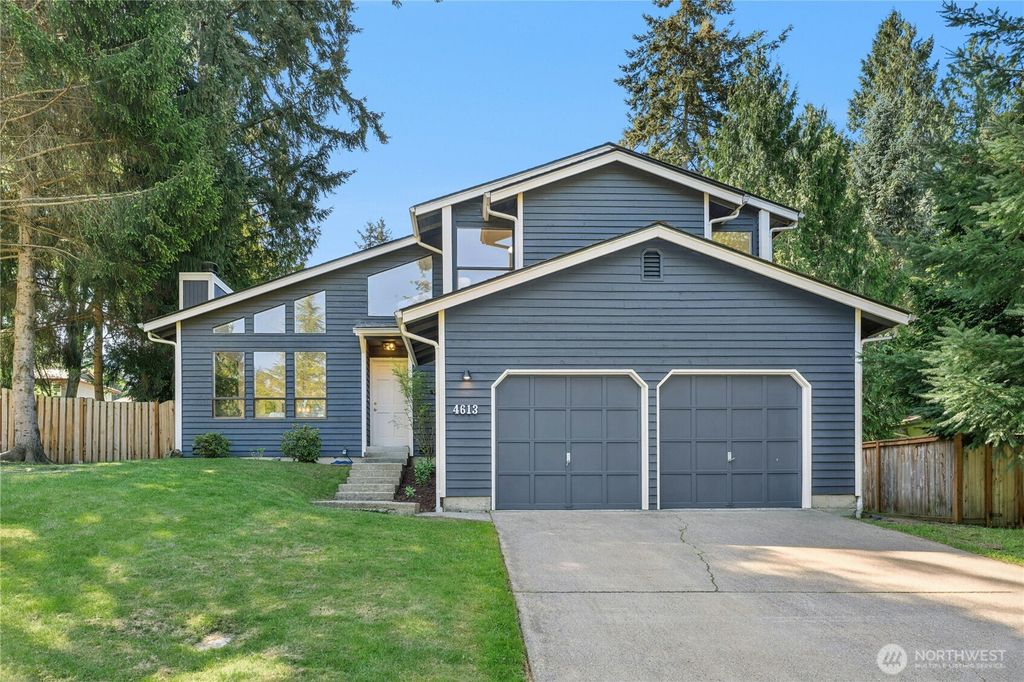 Photo of 4613 SW 316th Place, Federal Way, WA 98023 (MLS # 2516641)