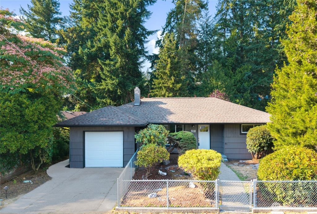 Photo of 518 N 166th Street, Shoreline, WA 98133 (MLS # 2418845)