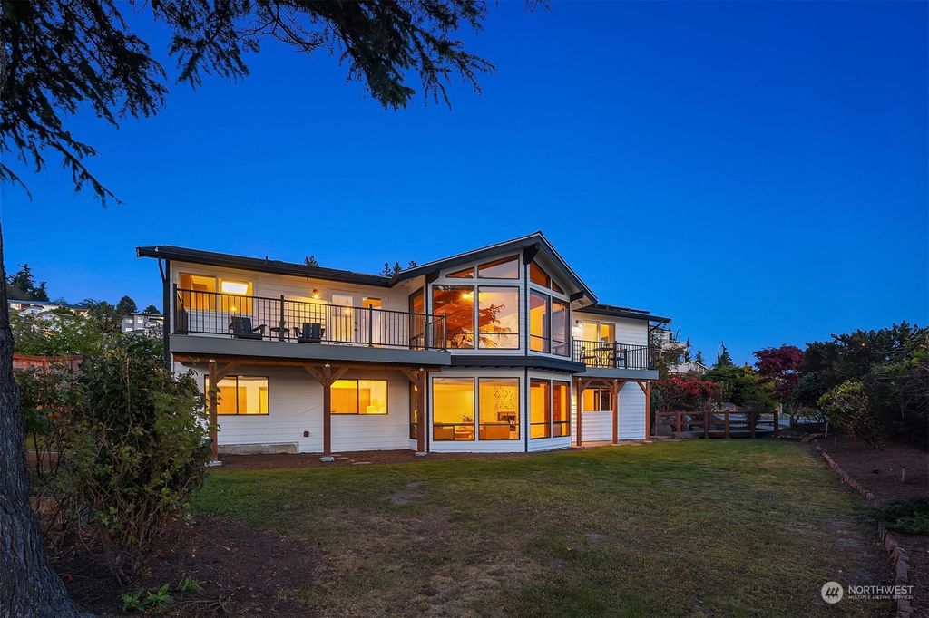 listing image 9368908591723946665