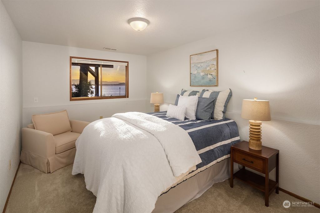 listing image 9360206758355024069