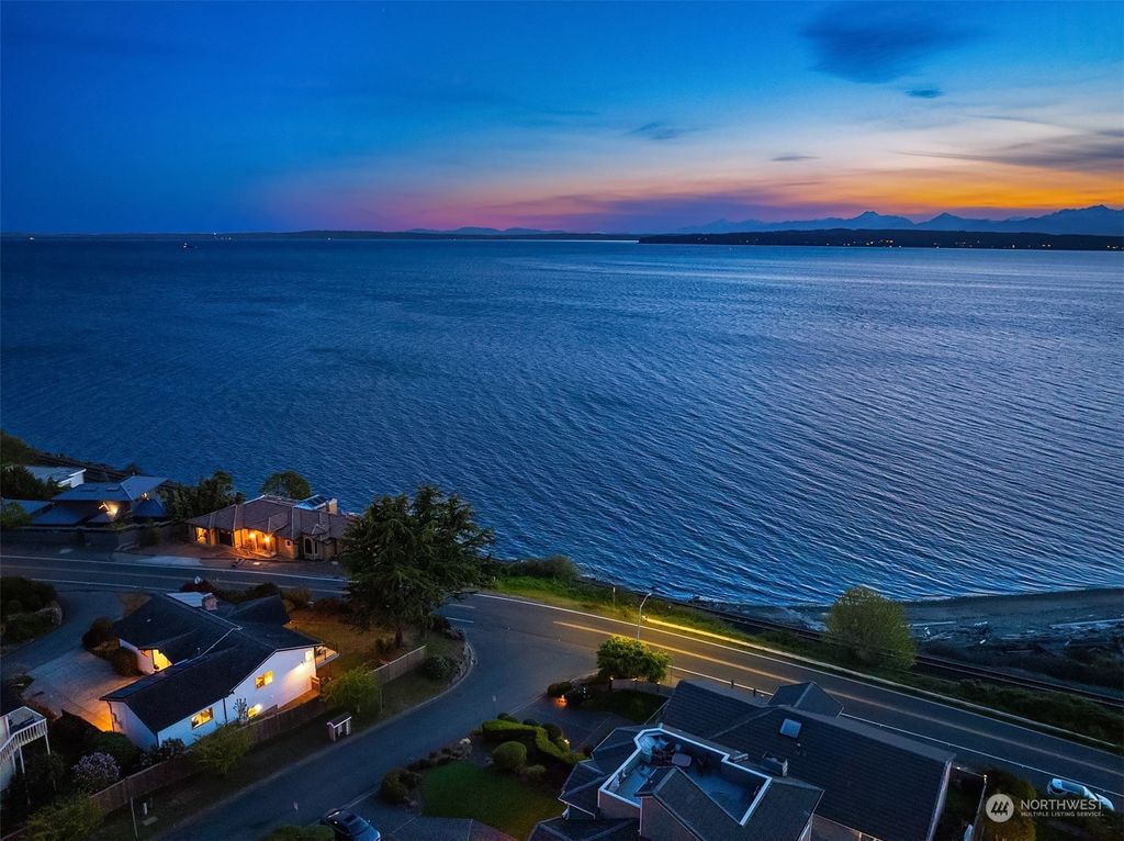 listing image 9365906374495953030