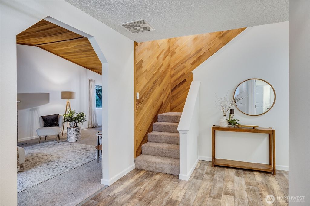 Photo of 14312 148th Place SE, Renton, WA 98059 (MLS # 2452152)